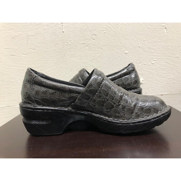 BOC Born Concepts Clogs Crocodile Embossed man made material Gray Shoes SZ US 9 - Picture 5 of 12